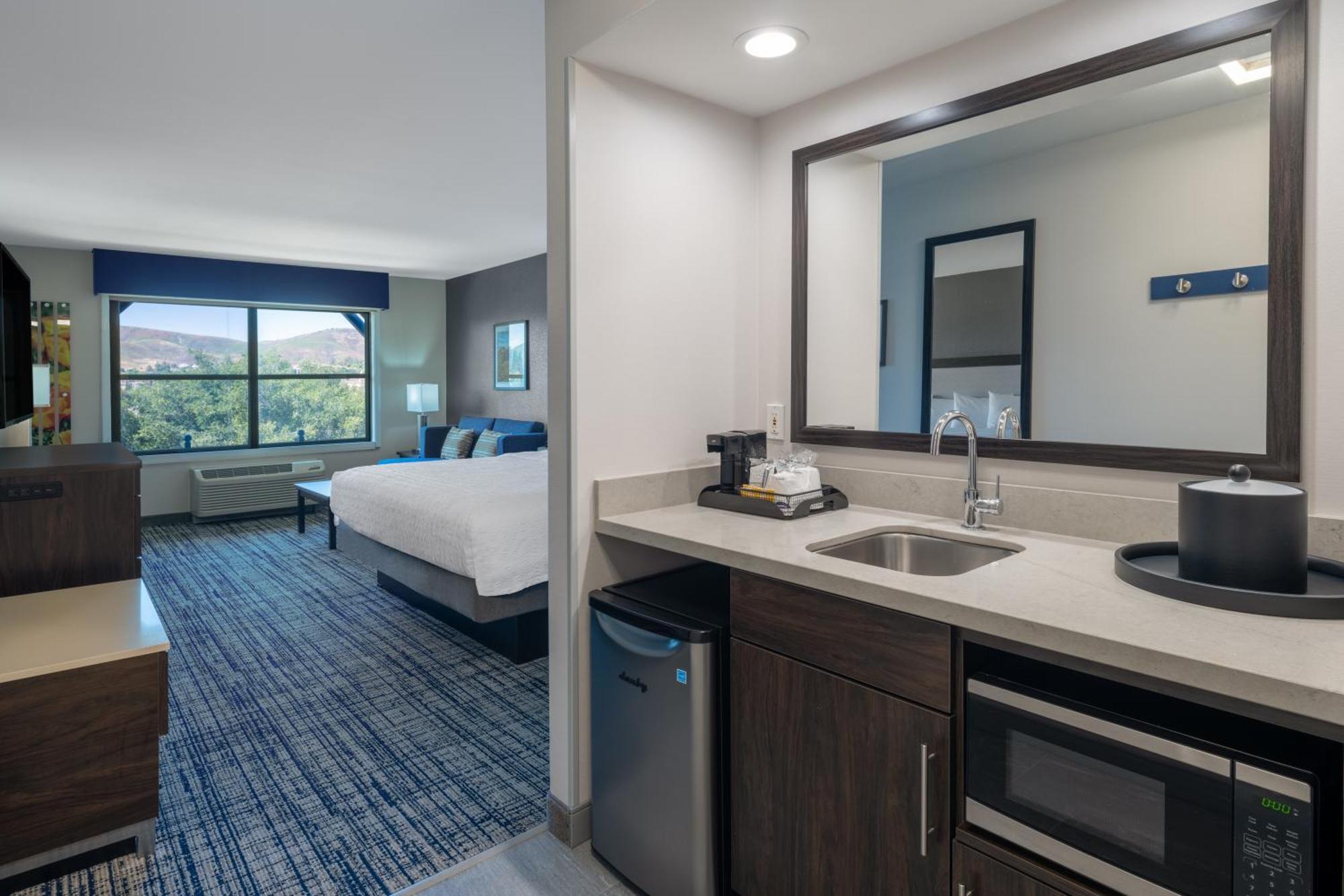 Hampton Inn & Suites Agoura Hills Bagian luar foto